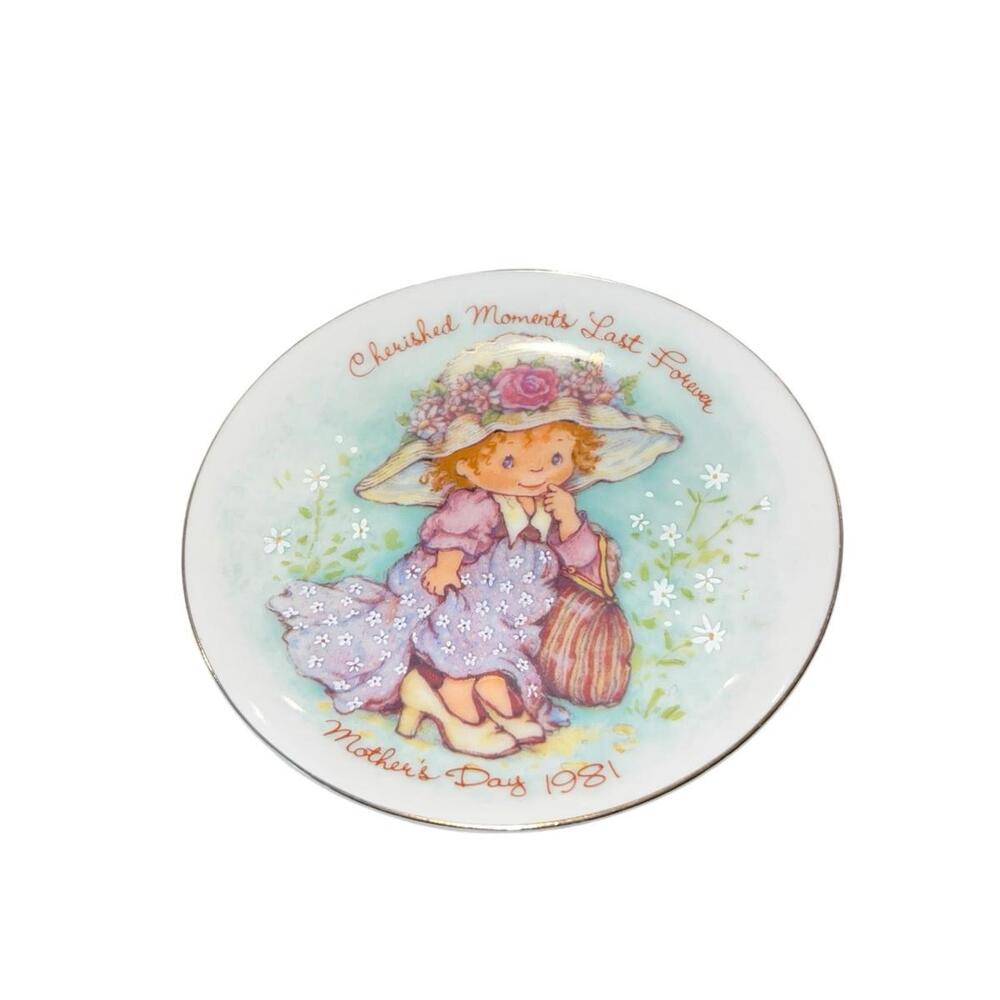 AVON 1981 Mother's Day Cherished Moments Last Forever Plate Japan‎